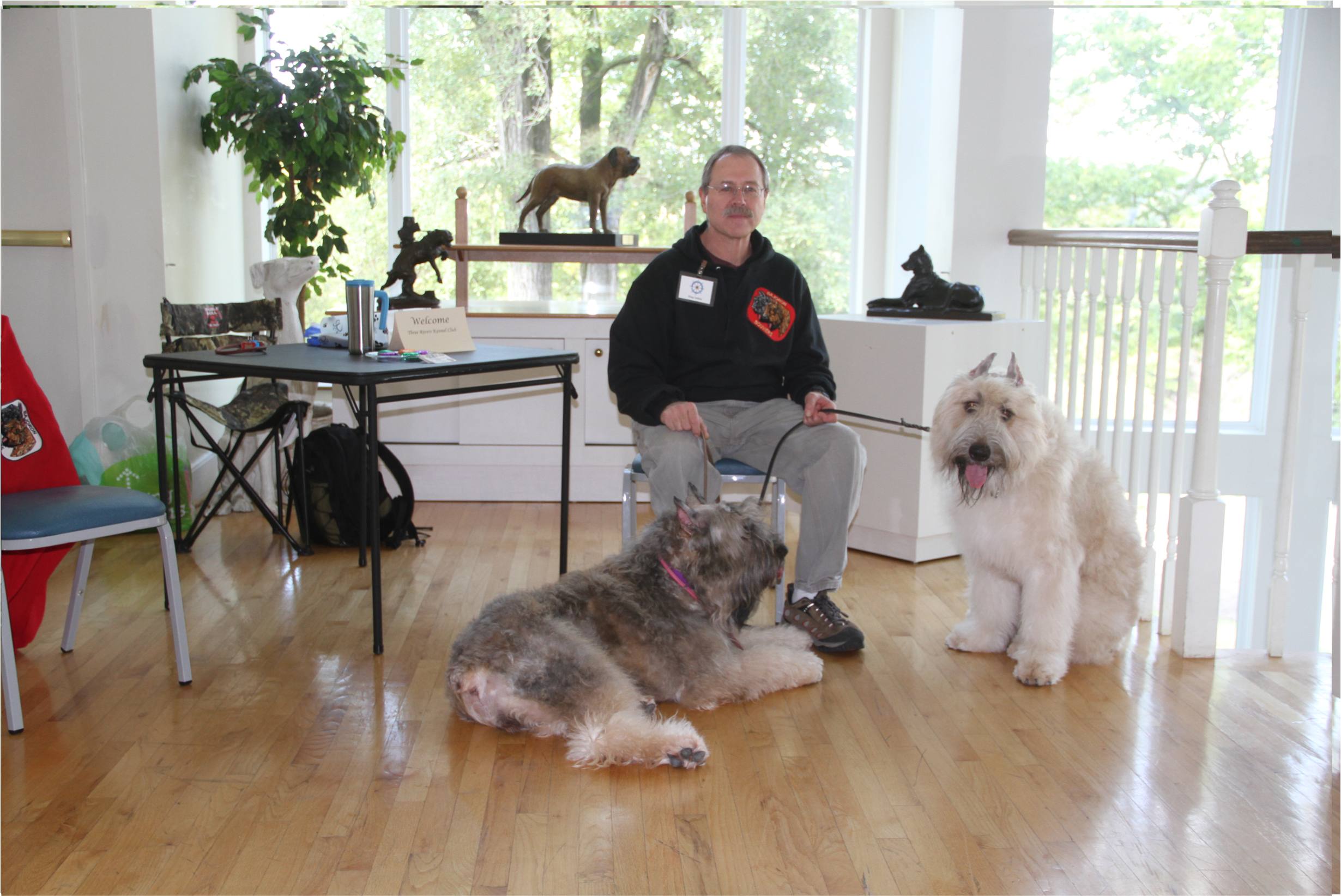 Tumblin Lager and Greg at the Museum of the dog for a Meet the Breeds day